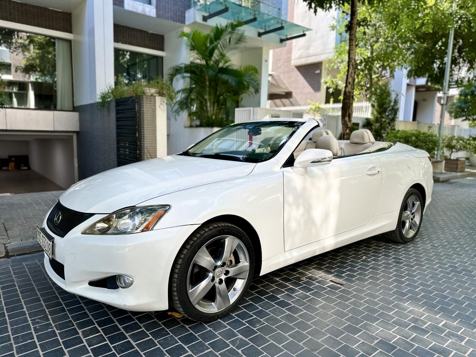 Lexus IS 250 2010 - Mui trần, biển Hà Nội