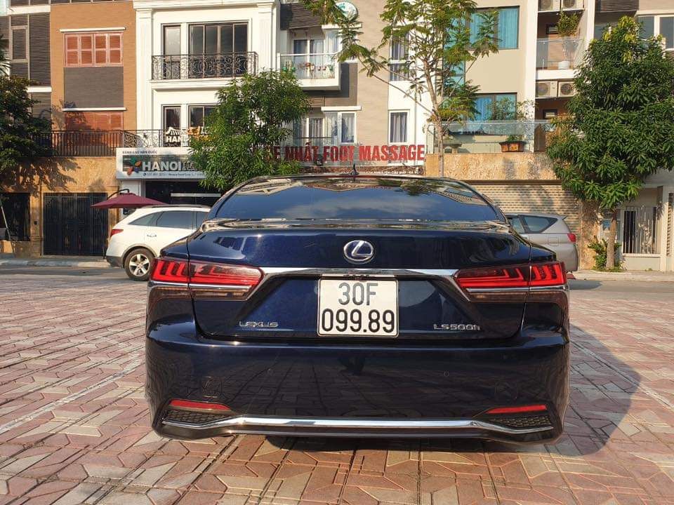 Lexus LS 500 2017 - Cần bán lại xe biển đẹp