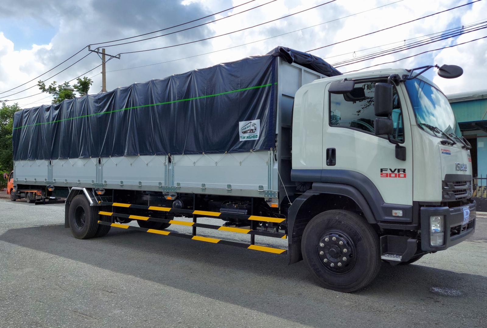 Isuzu F-SERIES  2022 - Isuzu thùng dài 9.6 mét FVR900