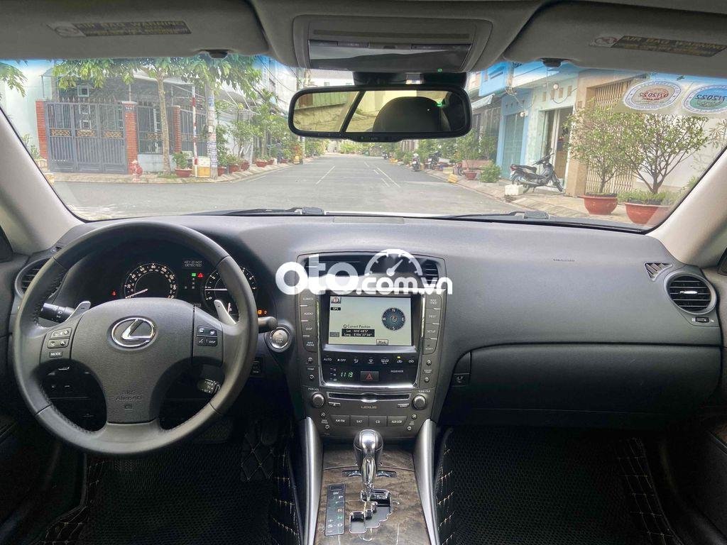 Lexus IS 250 2009 - Xe màu trắng