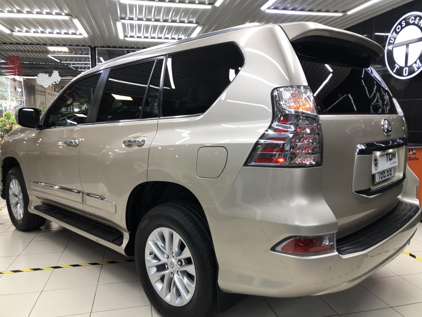 Lexus GX 460 2013 - Lên cửa hít, máy móc thân vỏ trong tình trạng tốt giá em 2 tỷ 968tr