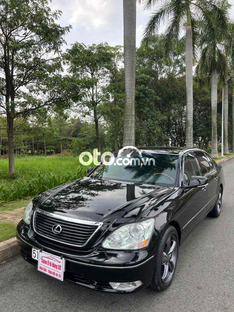 Lexus LS 430 2001 - Màu đen, nhập khẩu