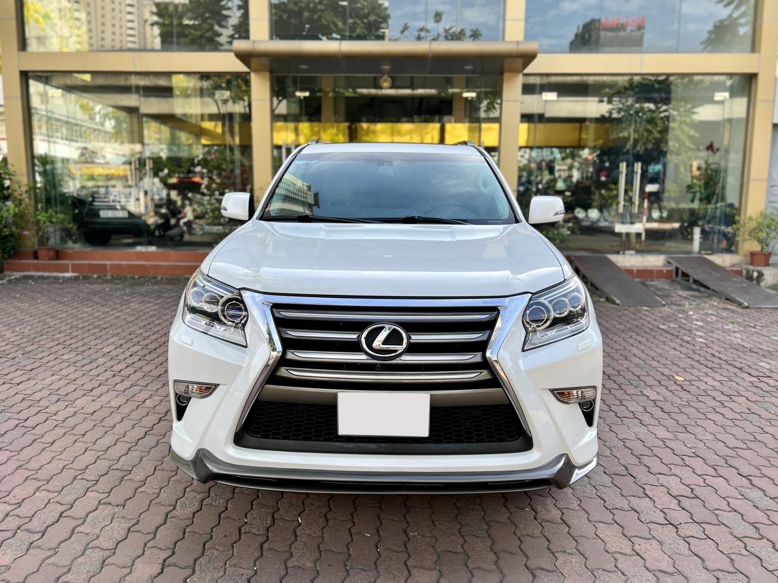 Lexus GX 460 2014 - Bán xe giá cực tốt. Đã vào nhiều đồ chơi