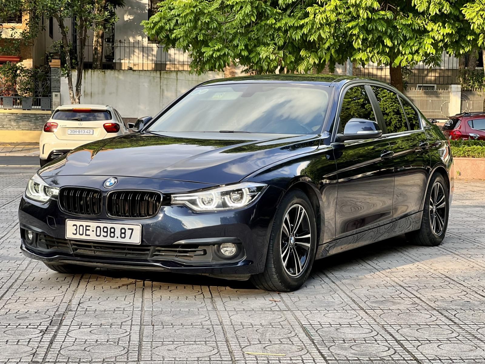 BMW 320i 2016 - Đã lên 1 số đồ chơi