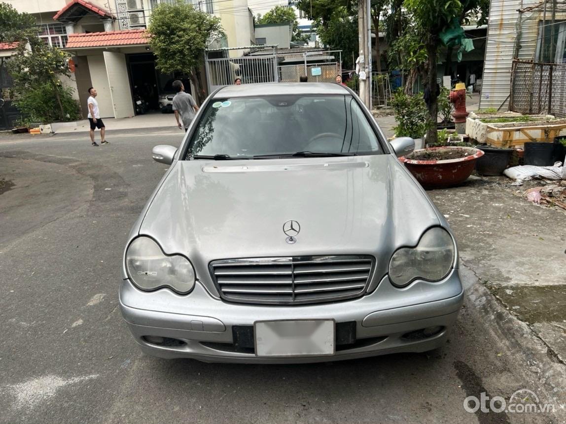 Mercedes-Benz C180 0 2002 - Chính chủ giá 150tr