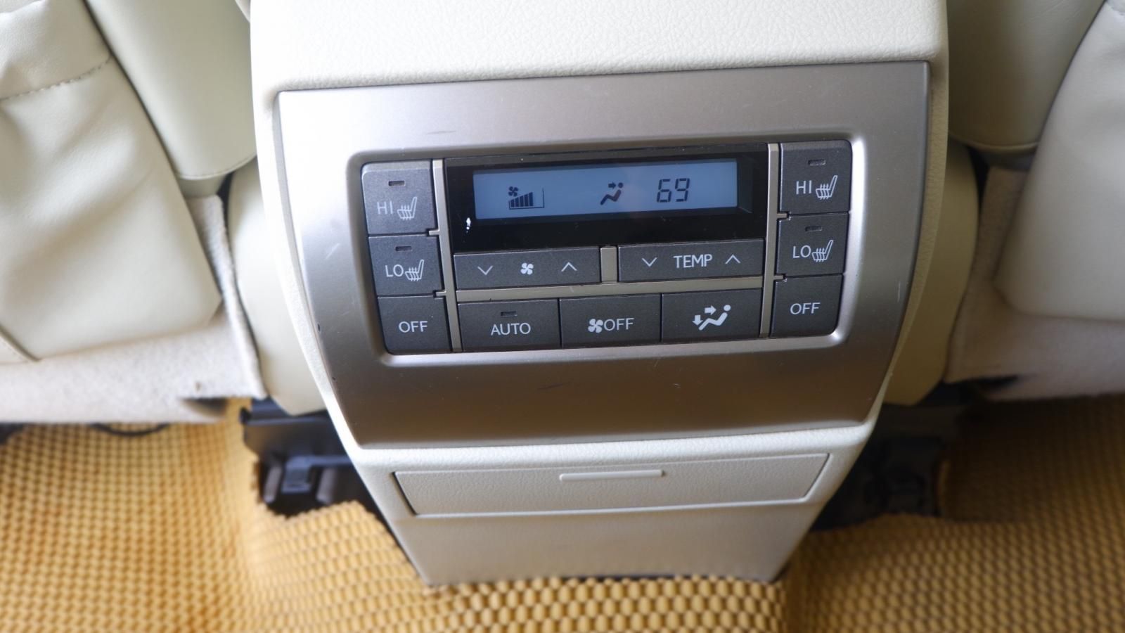 Lexus GX 460 2011 - Bản full giá 1 tỷ 650 triệu