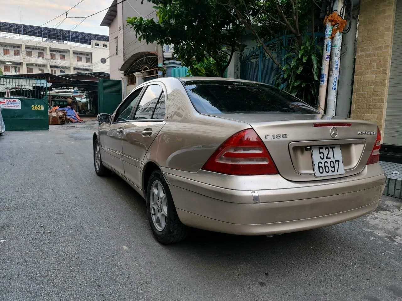 Mercedes-Benz C180 2002 - Xe số tự động