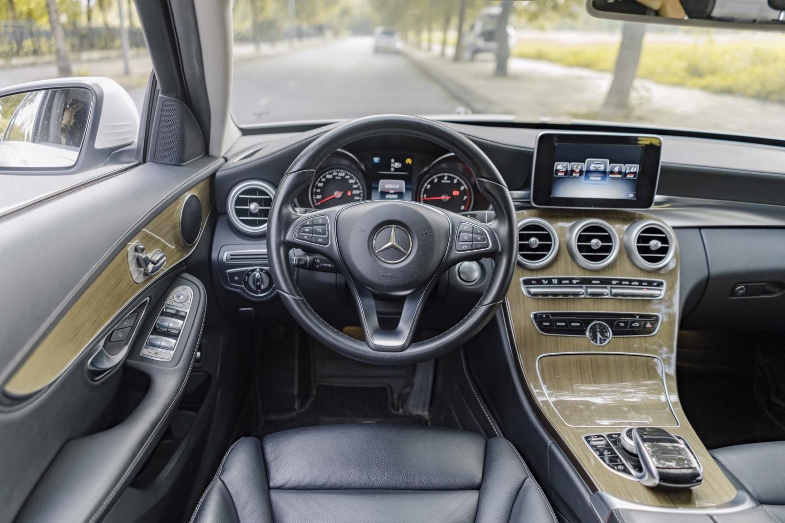 Mercedes-Benz C 250 2015 - Giá cực tốt