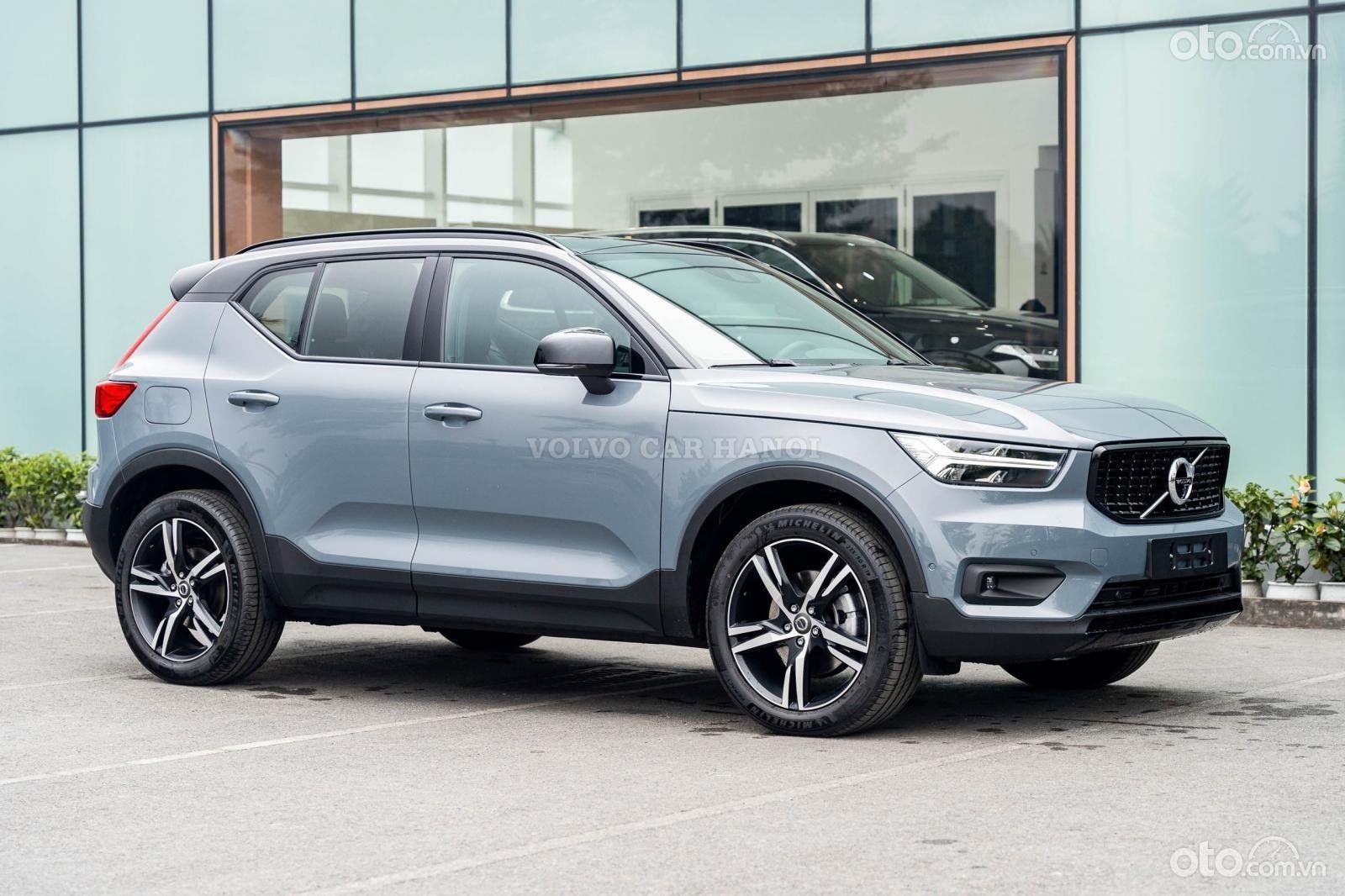 Volvo XC40 2022 - Nhập khẩu từ Thụy Điển, 1 năm bảo hiểm thân vỏ, tặng 3 năm bảo dưỡng