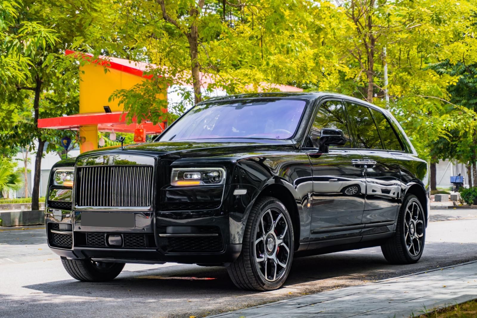 Rolls-Royce Cullinan 2021 - Odo 6000 km