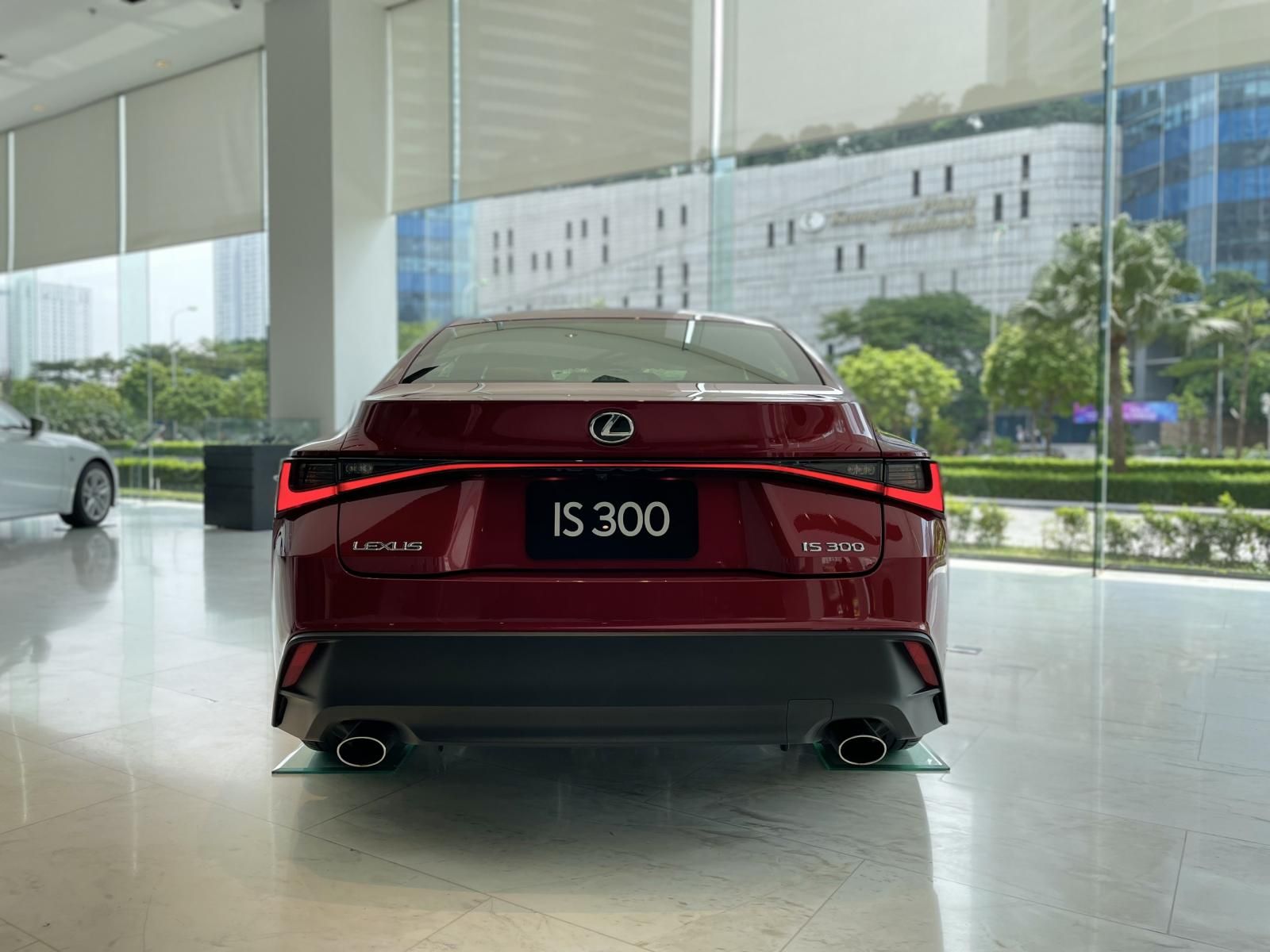 Lexus IS 300 2022 - Sẵn xe giao ngay toàn quốc - Bảo dưỡng miễn phí trong 3 năm