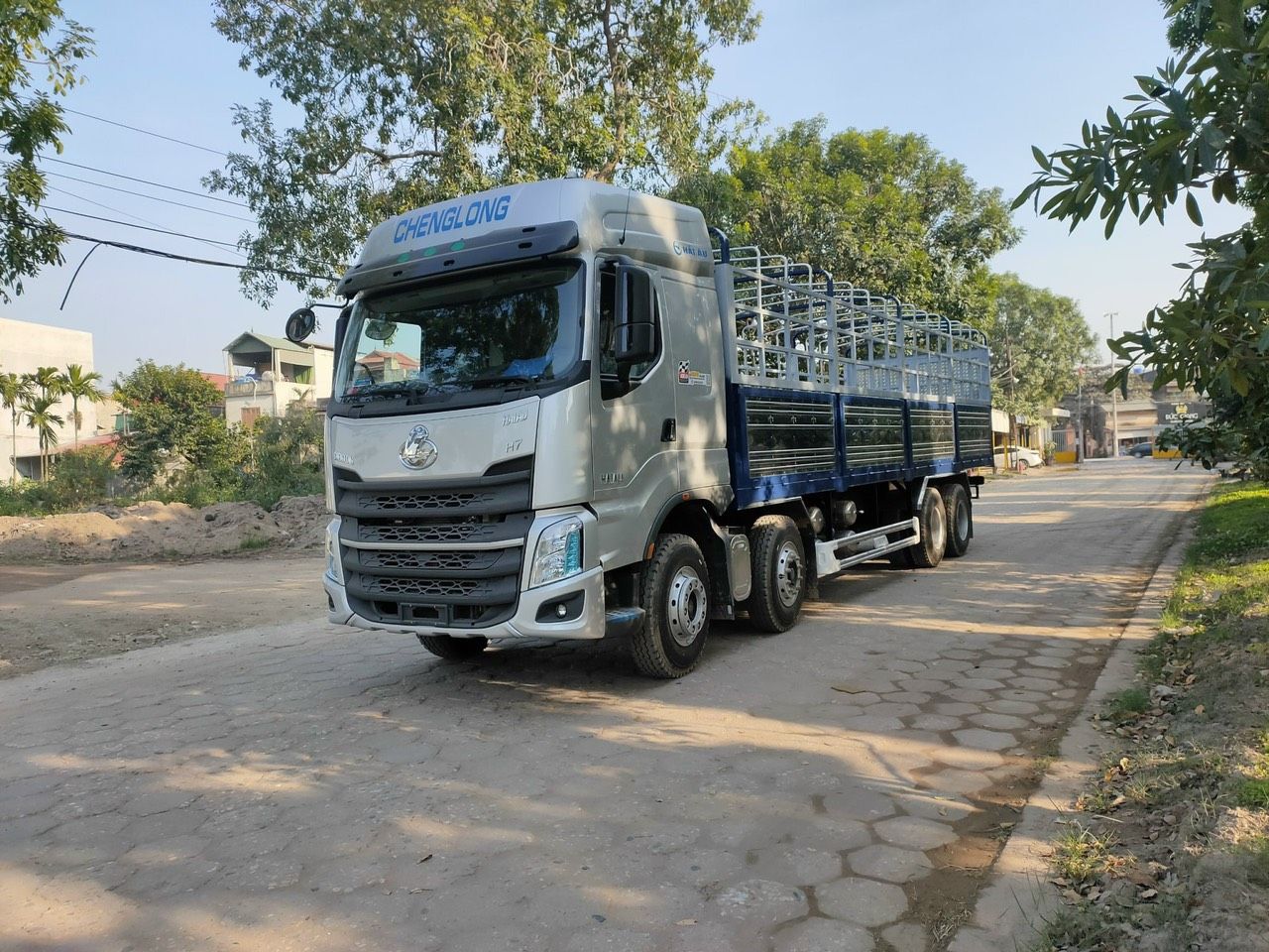 Chenglong H7 2022 - Tải thùng kín 8x4