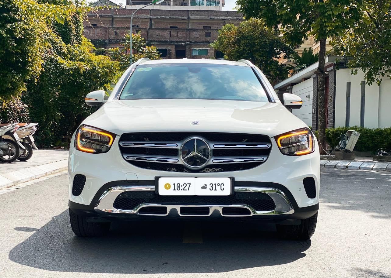 Mercedes-Benz GLC 200 2021 - Chạy hơn 2000km, biển tỉnh