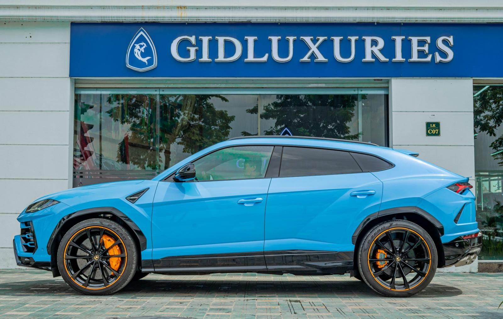 Lamborghini Urus 2021 - Đã ra biển số, odo 200km chưa đi ít nào như xe mới đập hộp - Tiết kiệm hơn 3 tỷ