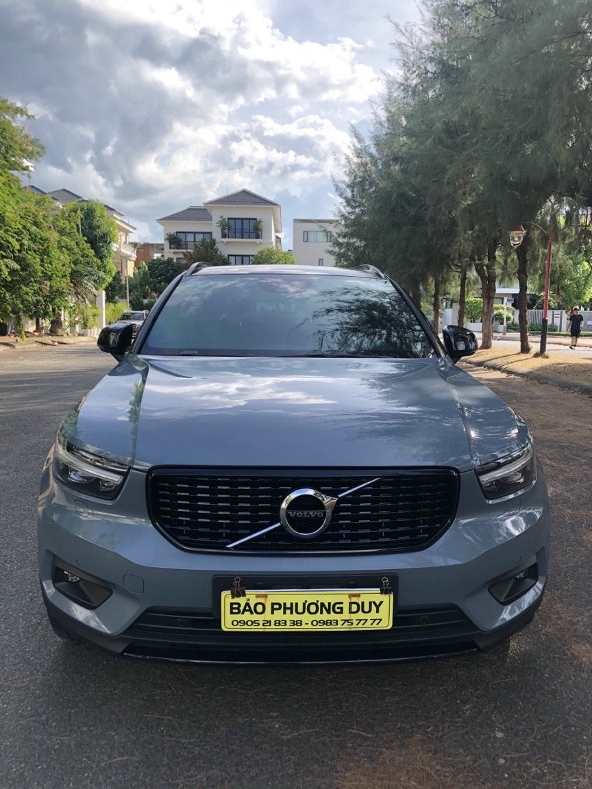 Volvo XC40 2019 - Cần bán lại xe nhập khẩu giá chỉ 1 tỷ 580tr