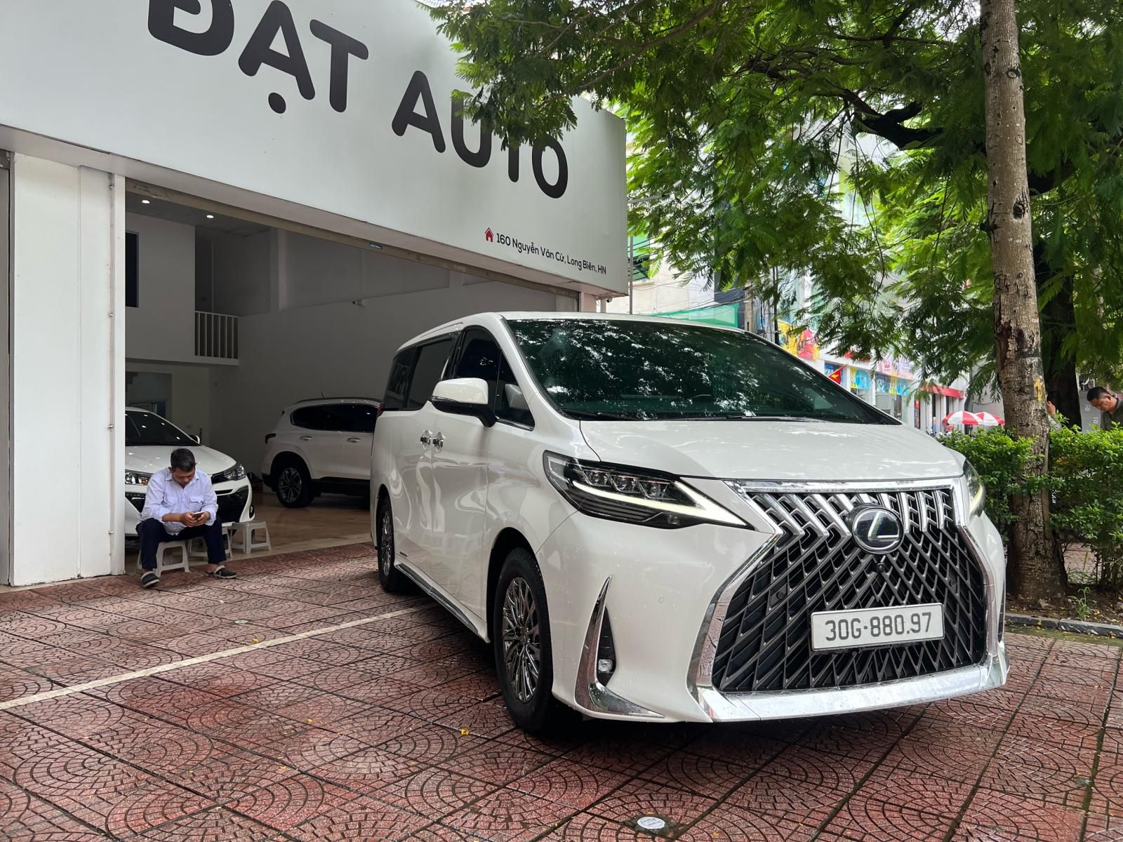 Lexus LM 300 2020 - Bán đăng ký lần đầu 2020, chính chủ giá tốt 8,5 tỷ bao check mọi nơi