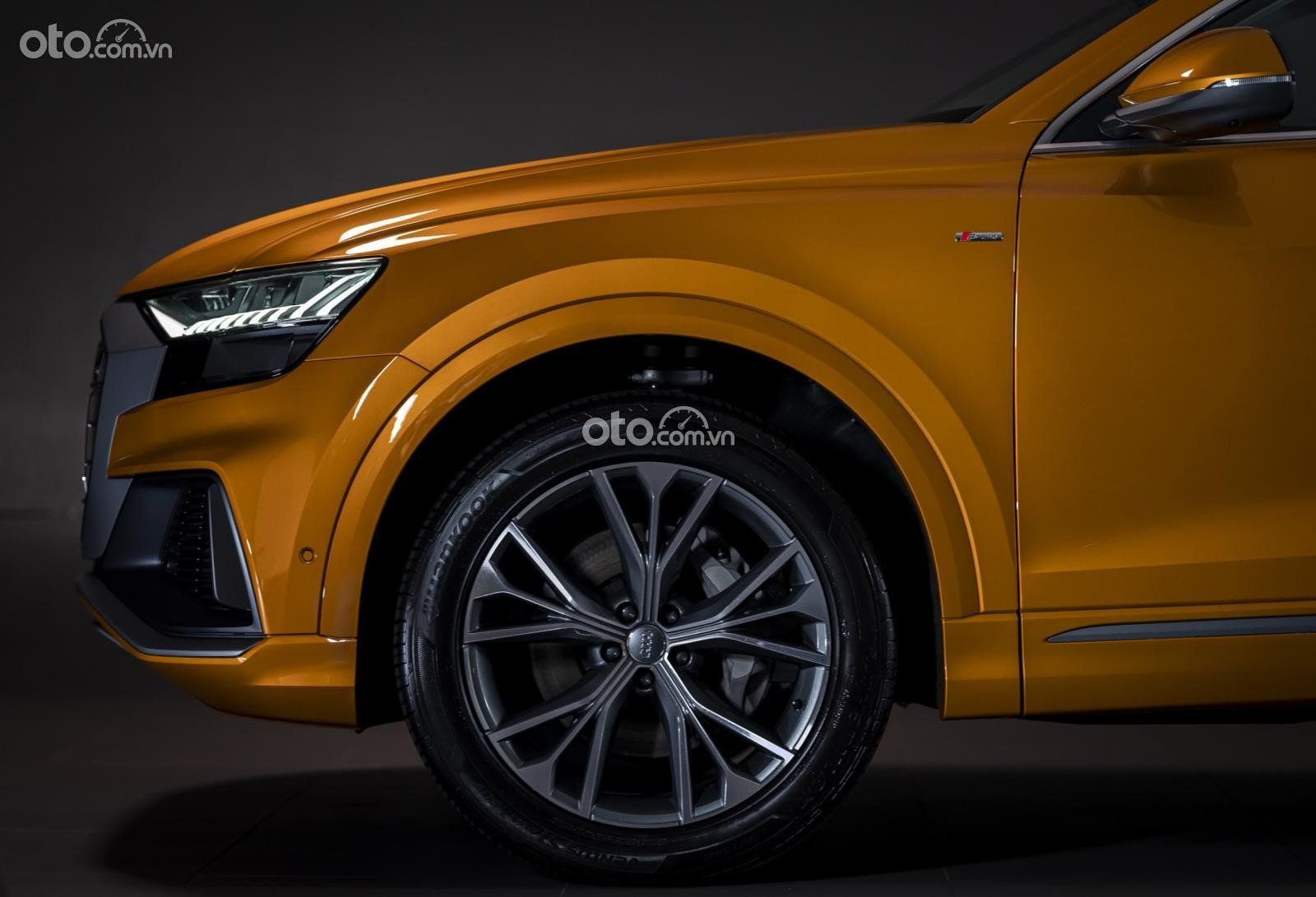Audi Q8 2022 - Ưu đãi hấp dẫn, sẵn xe nhiều màu tại showroom