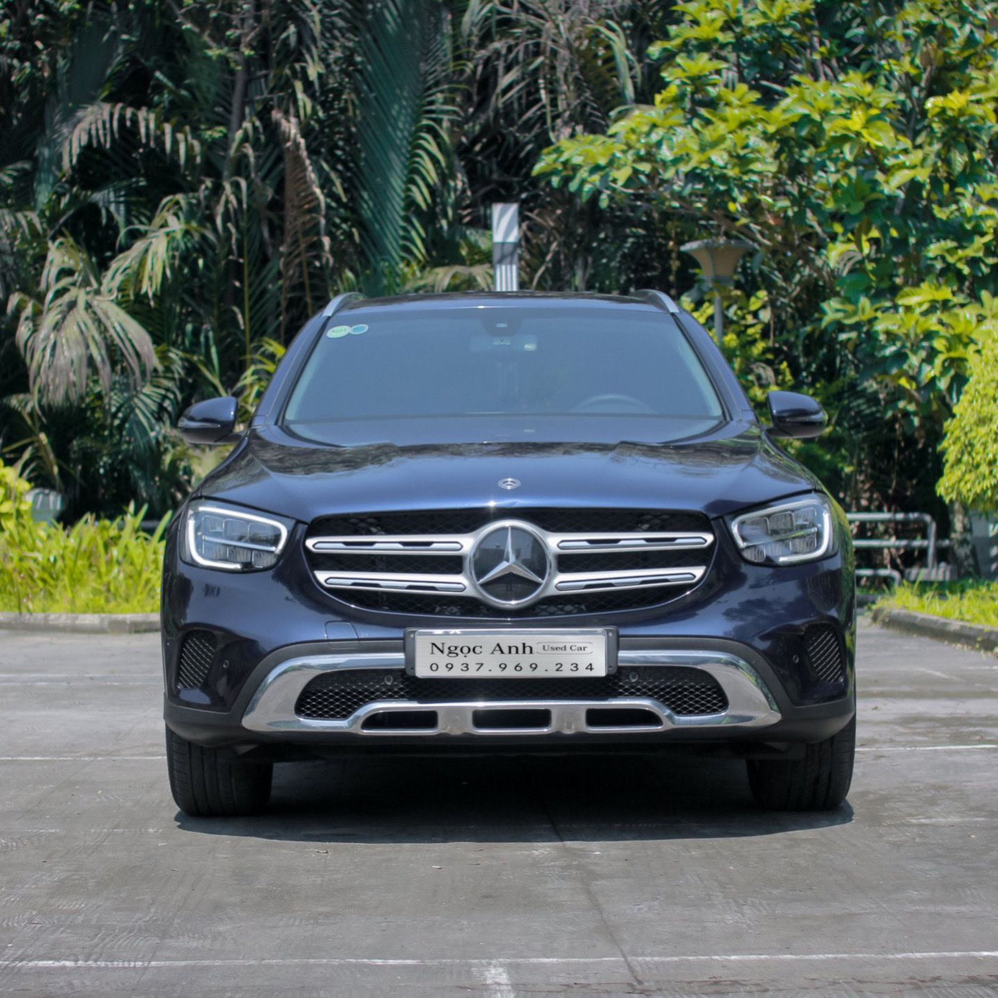 Mercedes-Benz GLC 200 2020 - Hồ sơ nhanh gọn - 01 thẻ chăm xe miễn phí 1 năm đi kèm khi mua xe