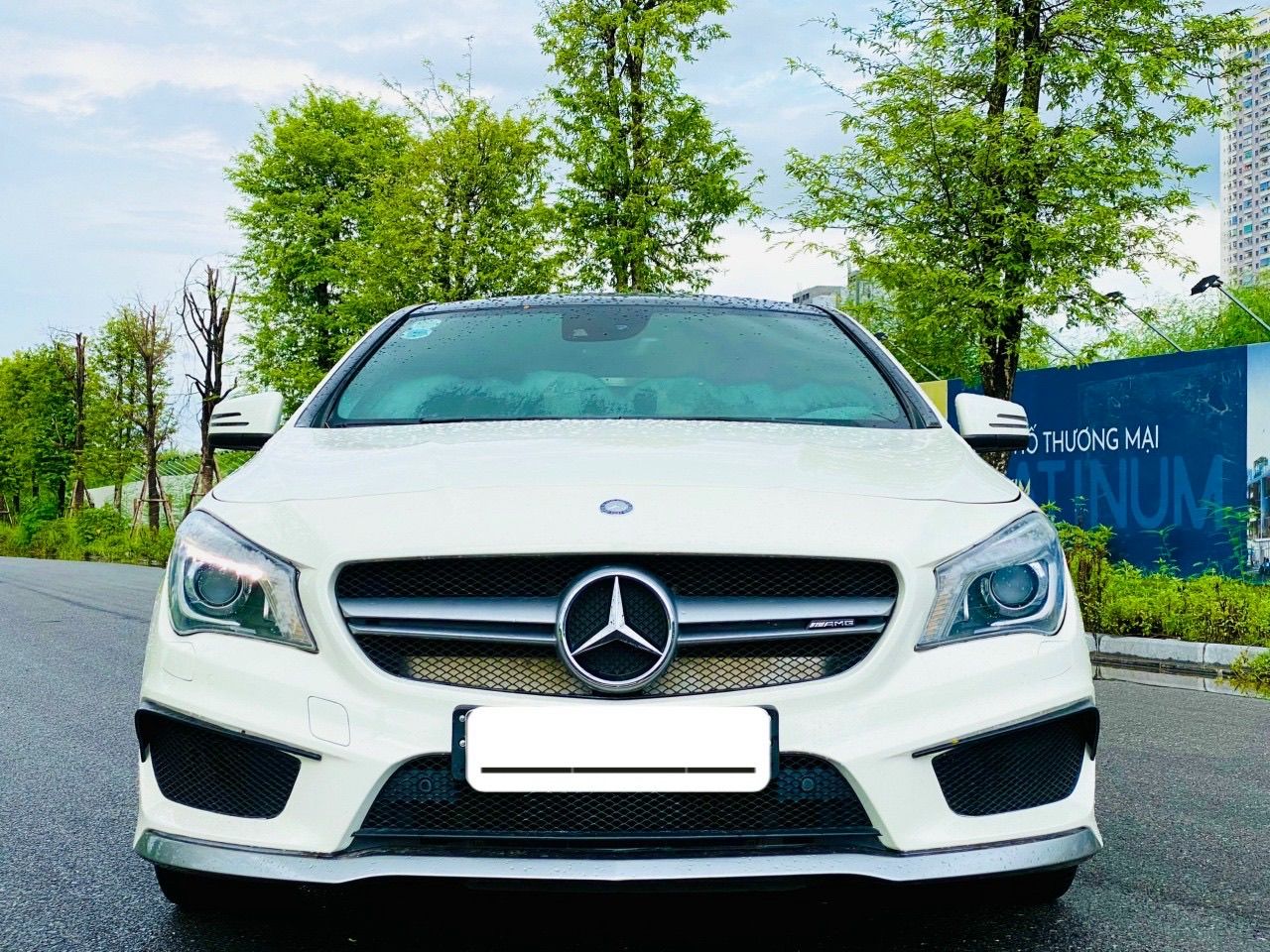 Mercedes-Benz CLA 45 2014 - Xe màu trắng
