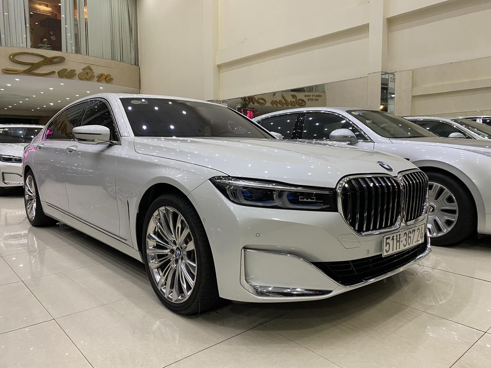 BMW 740Li 2020 - Đăng ký một chủ mới