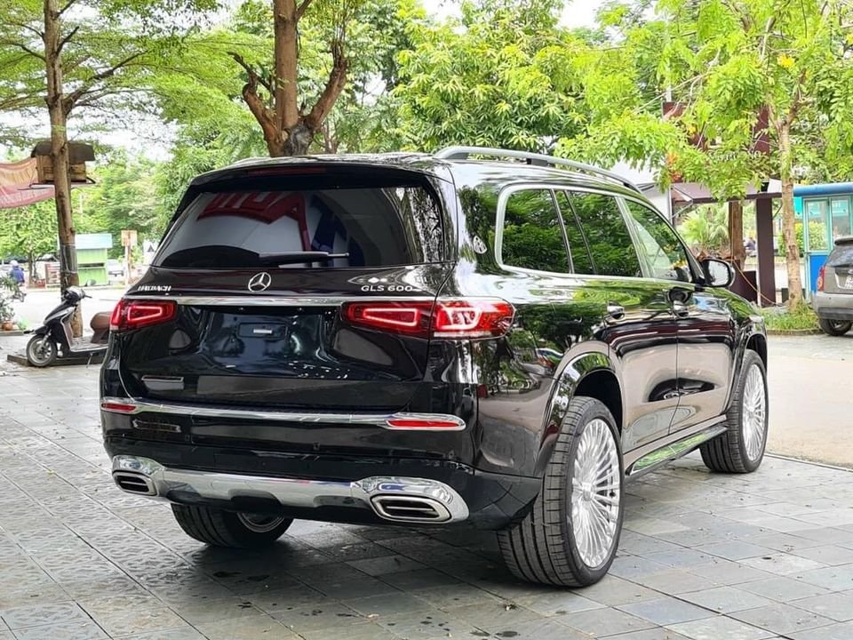 Mercedes-Benz GLS 600 2022 - Đang có xe giao ngay nhập mới 100%, màu đen nội thất nâu