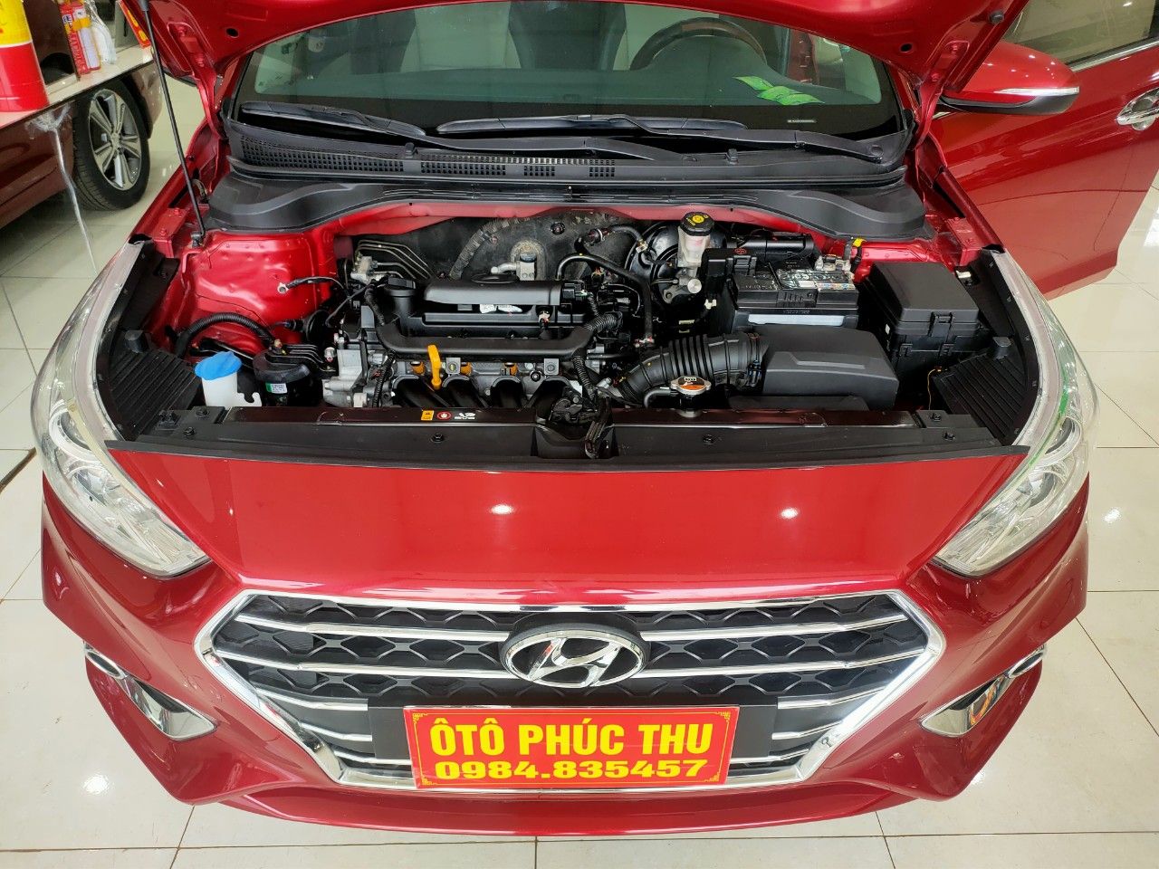 Hyundai Accent 2018 - Màu đỏ