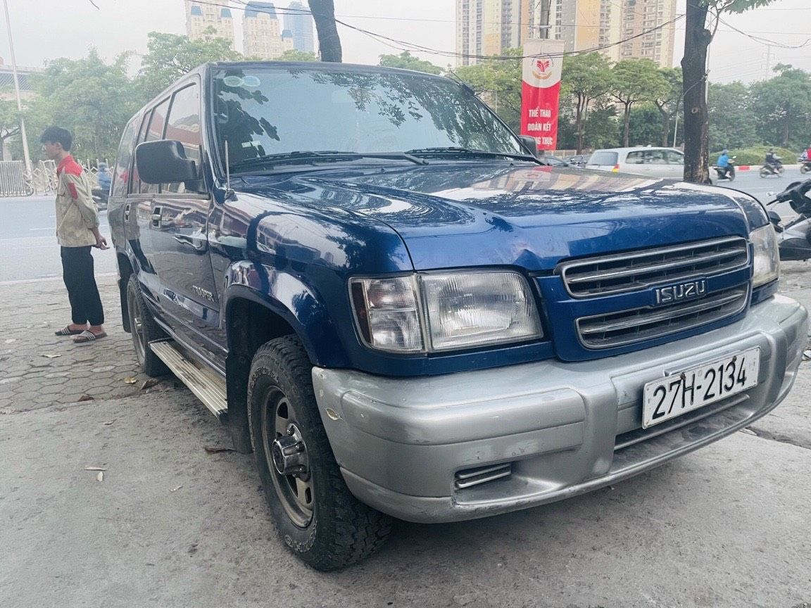 Isuzu Trooper 2002 - Bản 5 chỗ