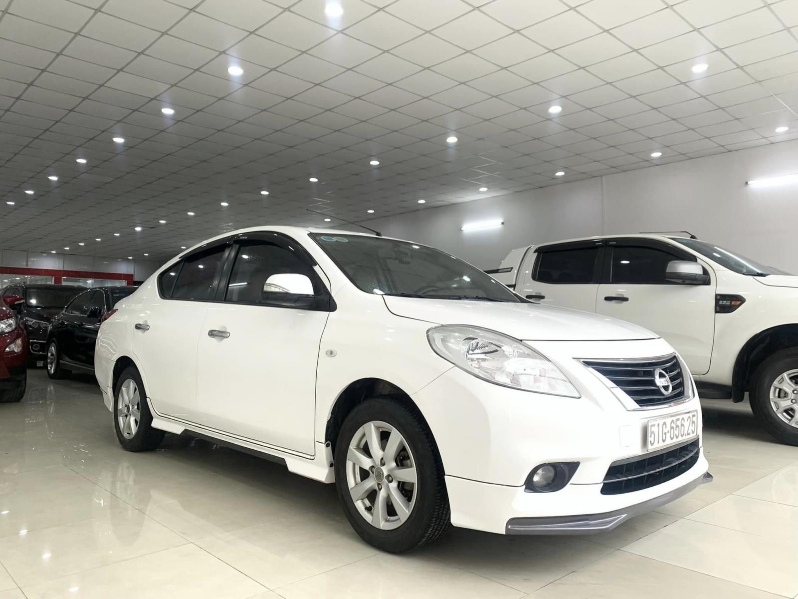 Nissan Sunny 2018 - Màu trắng, giá cực tốt