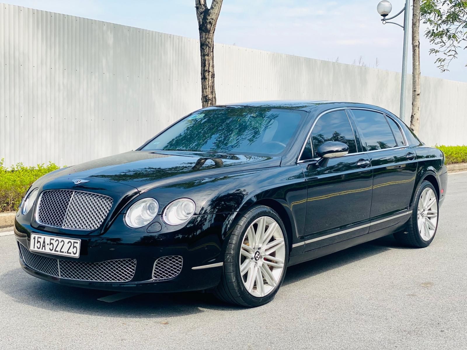 Bentley Flying Spur 2006 - Cần bán xe màu đen