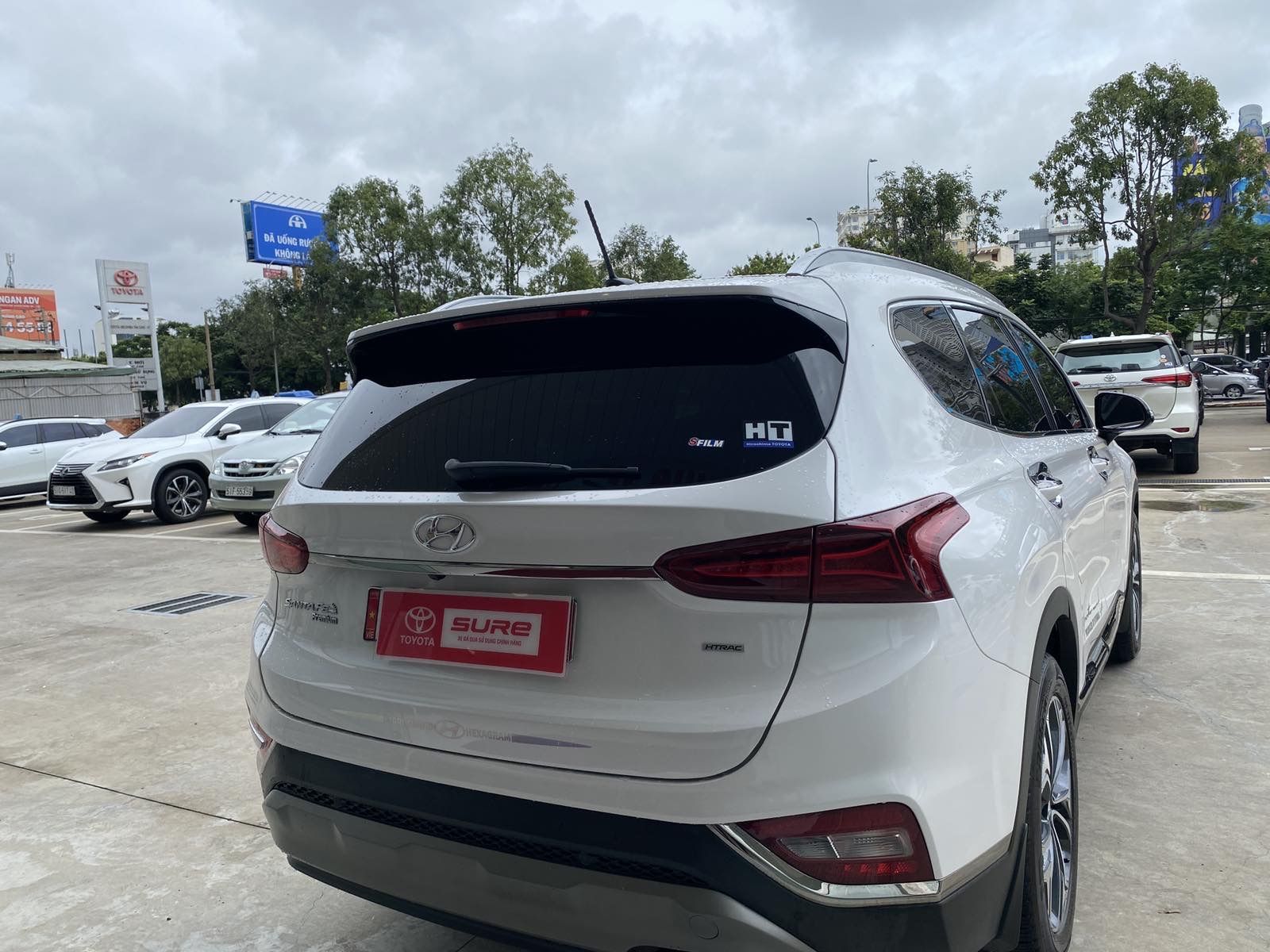 Hyundai Santa Fe 2021 - Xe lướt 18000km - Thương lượng mạnh