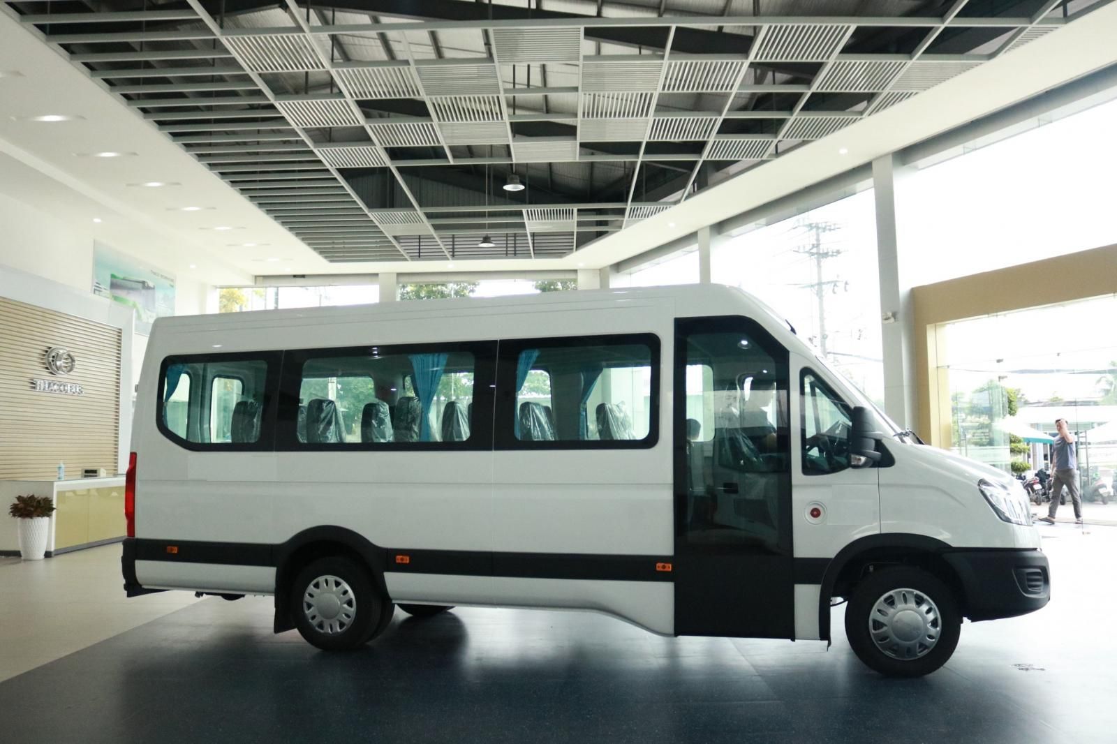 Thaco Iveco Daily Plus 2022 - Giá xe khách 19 chỗ - Trả góp tháng 12/2022