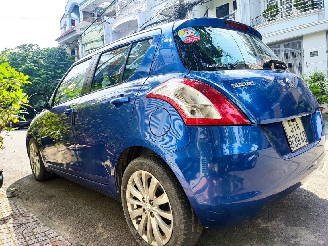 Suzuki Swift 2014 - Màu xanh lam, nhập khẩu nguyên chiếc