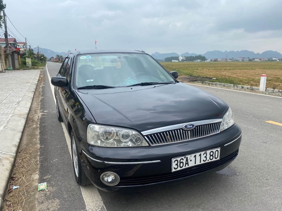 Ford Laser 2002 - Xe không lỗi