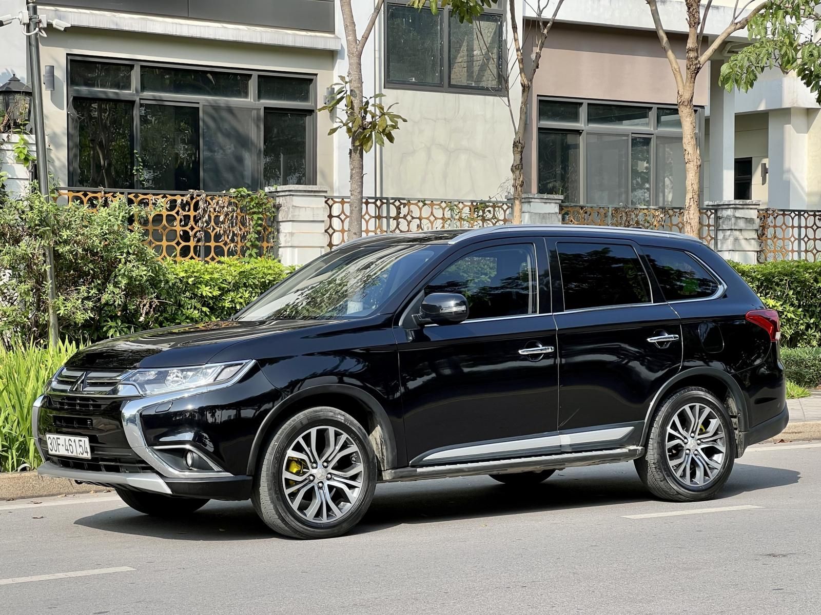 Mitsubishi Outlander 2018 - Bán xe 740tr