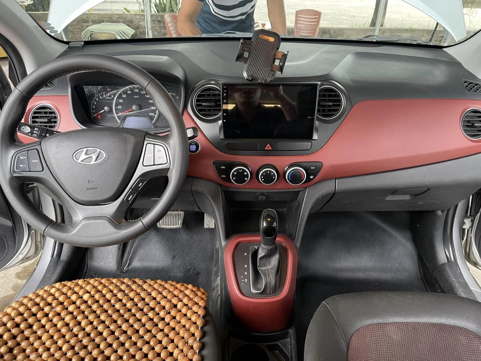 Hyundai i10 2018 - Hyundai i10 2018 số tự động