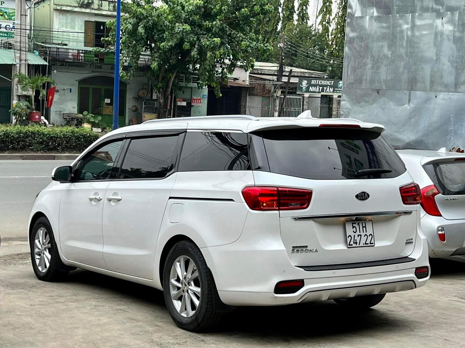 Kia Sedona 2019 - Bản full dầu, biển SG, odo 23k km