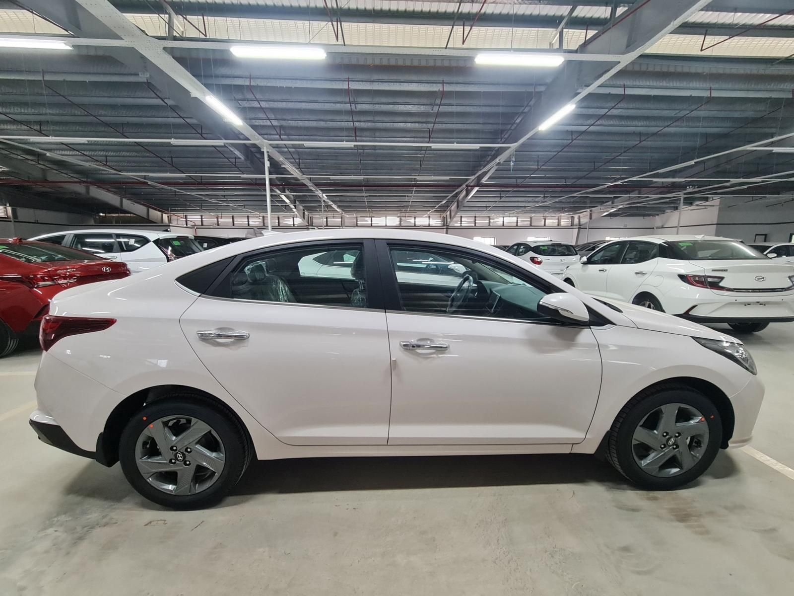 Hyundai Accent 2022 - Sẵn xe đủ màu giá tốt nhất thị trường