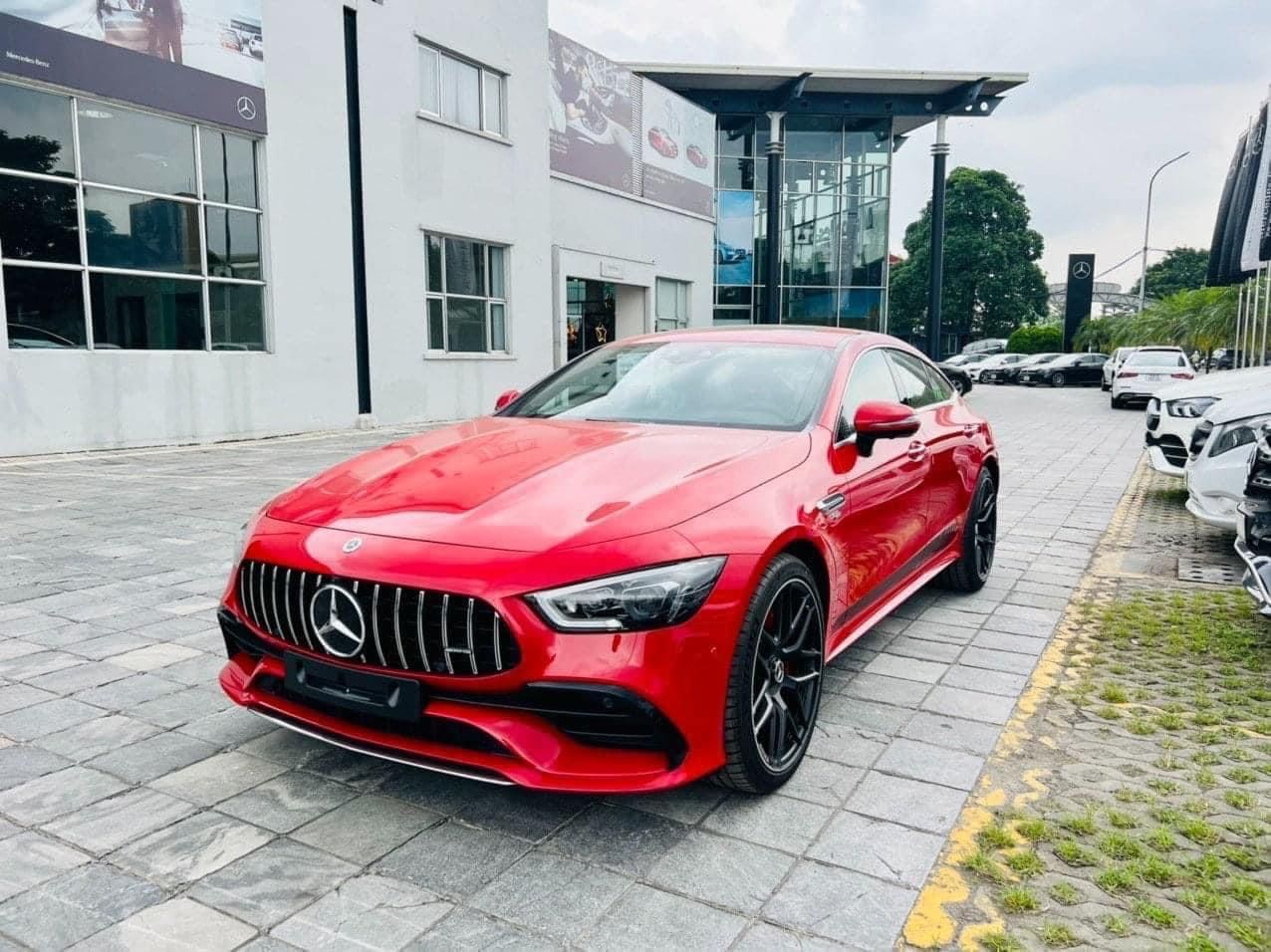 Mercedes-AMG GT 53 2022 - Tặng voucher