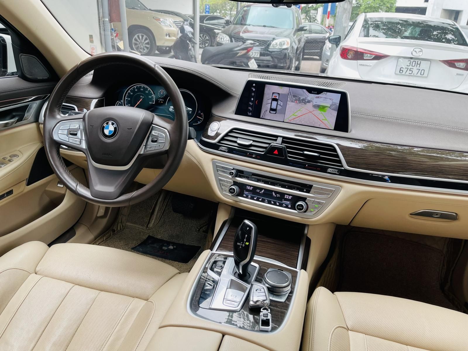 BMW 730Li 2018 - Xe 1 chủ sử dụng, biển Hà Nội. Xe đẹp mới đi 5 vạn km