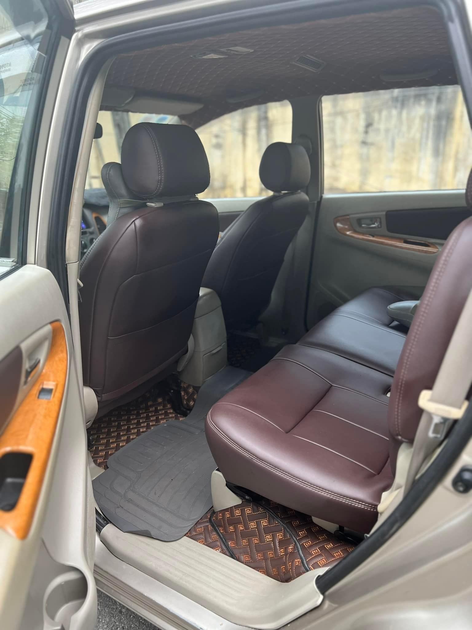 Toyota Innova 2010 - Toyota Innova 2010