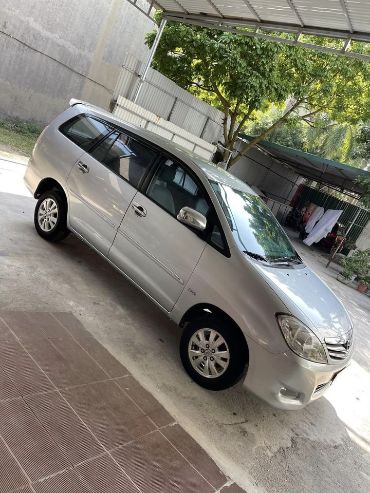 Toyota Innova 2009 - Toyota Innova 2009 số sàn tại Bắc Giang