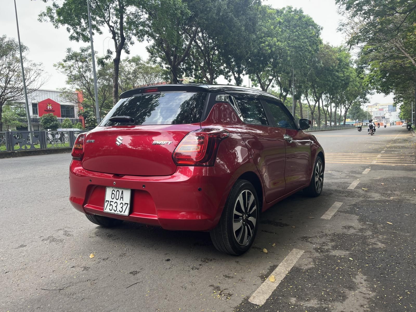 Suzuki Swift 2019 - Mới đi 23.000km