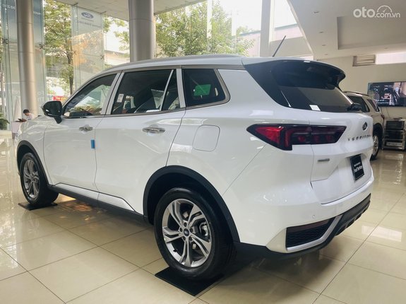 Ford Territory 2022 - Xe màu trắng