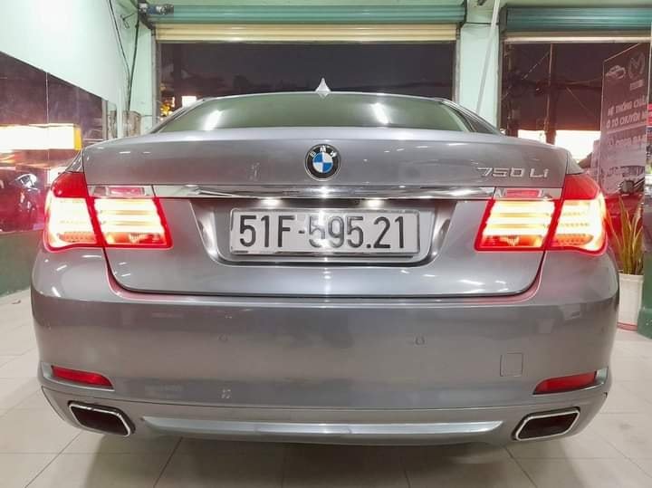 BMW 740Li 2009 - Xe màu xám, giá cực tốt