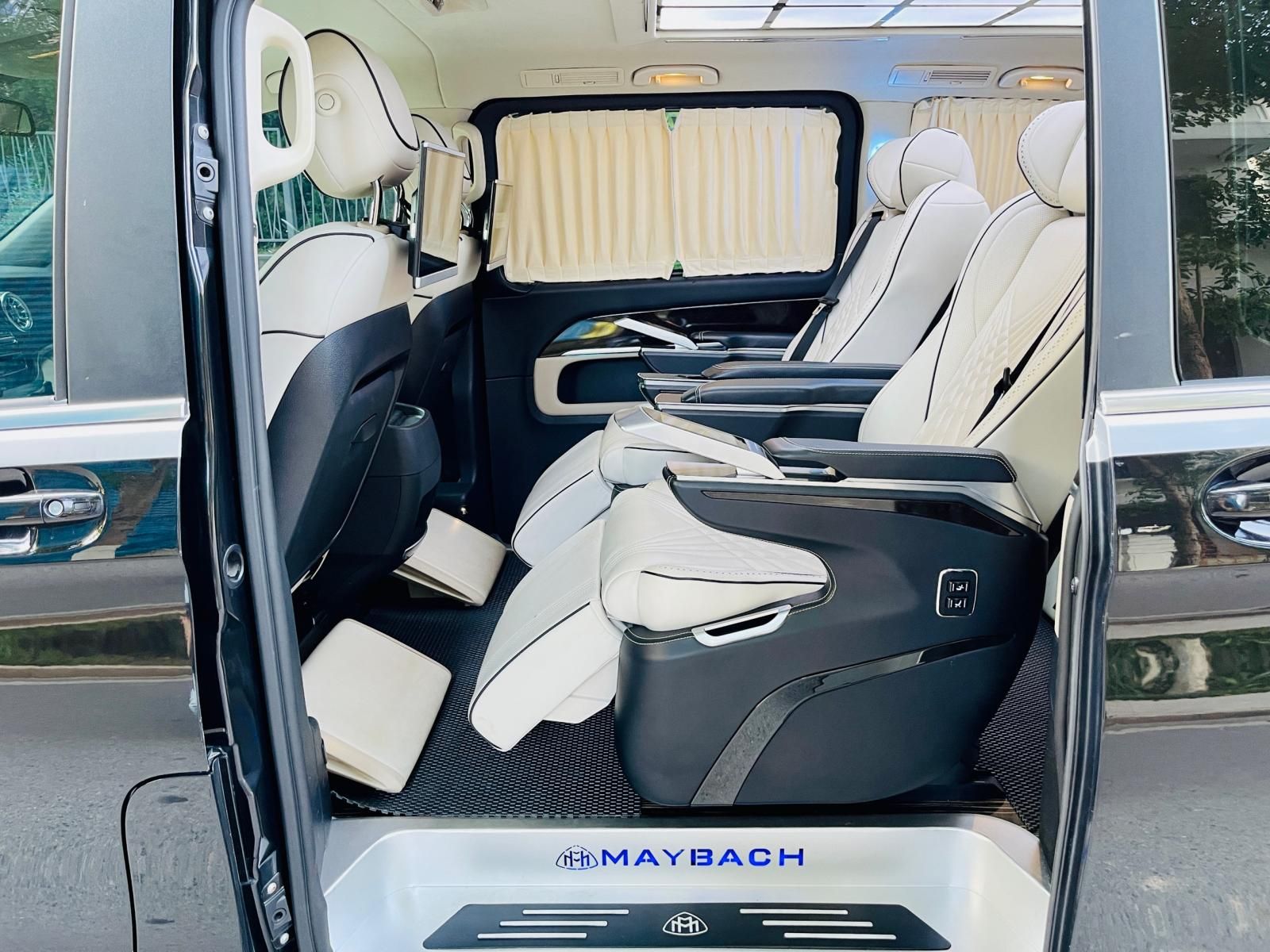 Mercedes-Benz V 220 2016 - Nâng cấp full Maybach VS680 siêu vip giá dưới 2 tỷ VNĐ