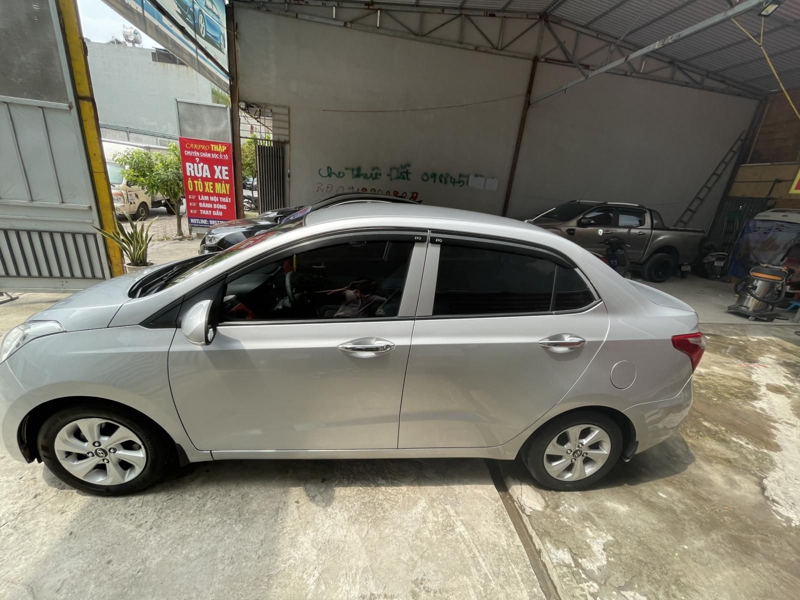 Hyundai Grand i10 2019 - Màu bạc, 350 triệu