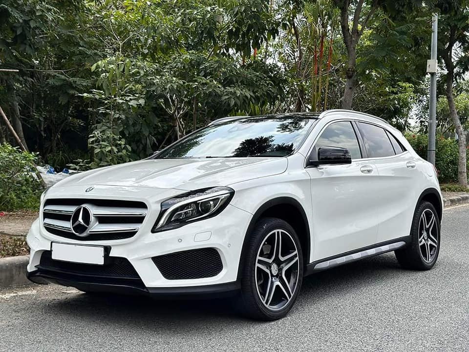 Mercedes-Benz GLA 250 2015 - Mercedes-Benz GLA 250 2015 tại 2