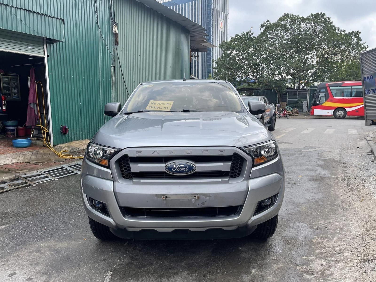 Ford Ranger 2017 - Màu bạc, nhập khẩu, giá cực tốt