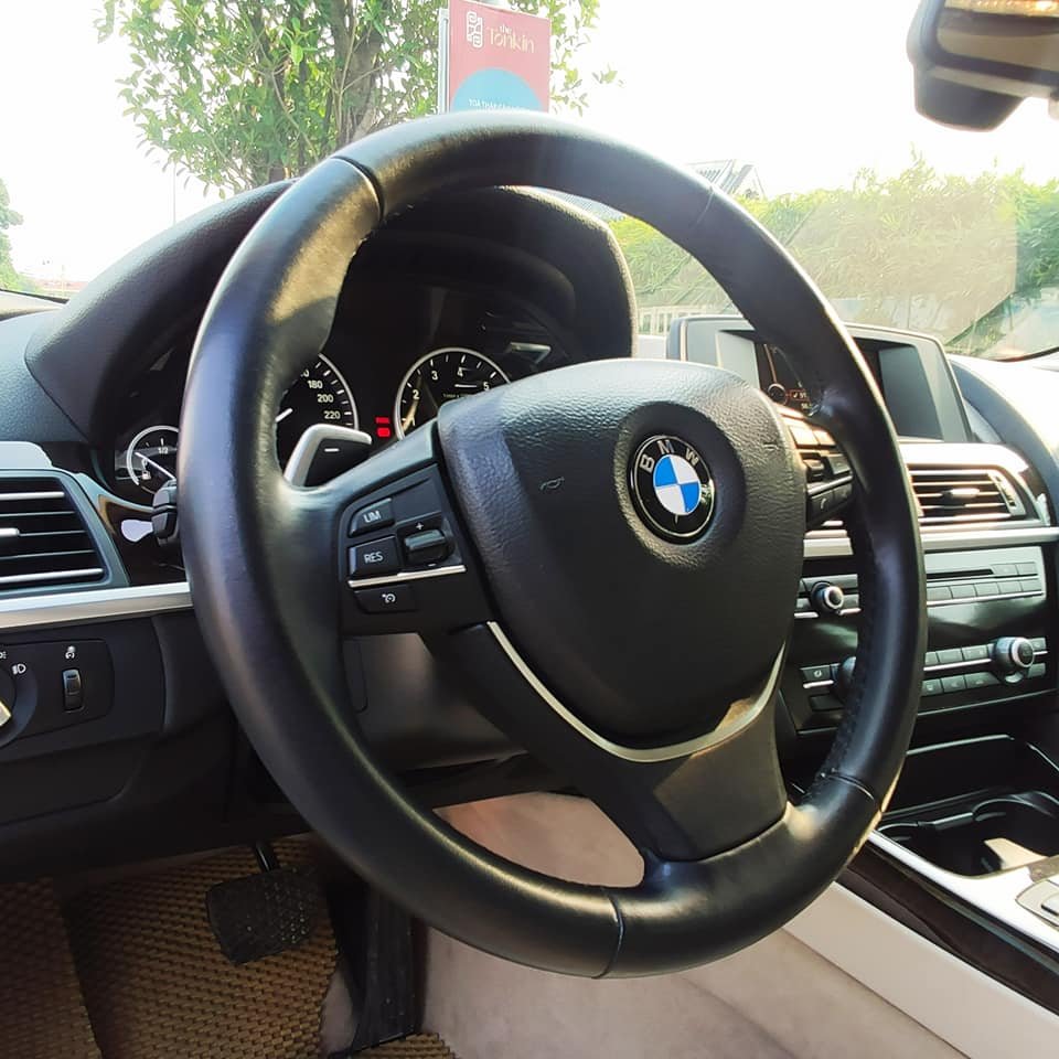 BMW 640i 2013 - Xe màu trắng