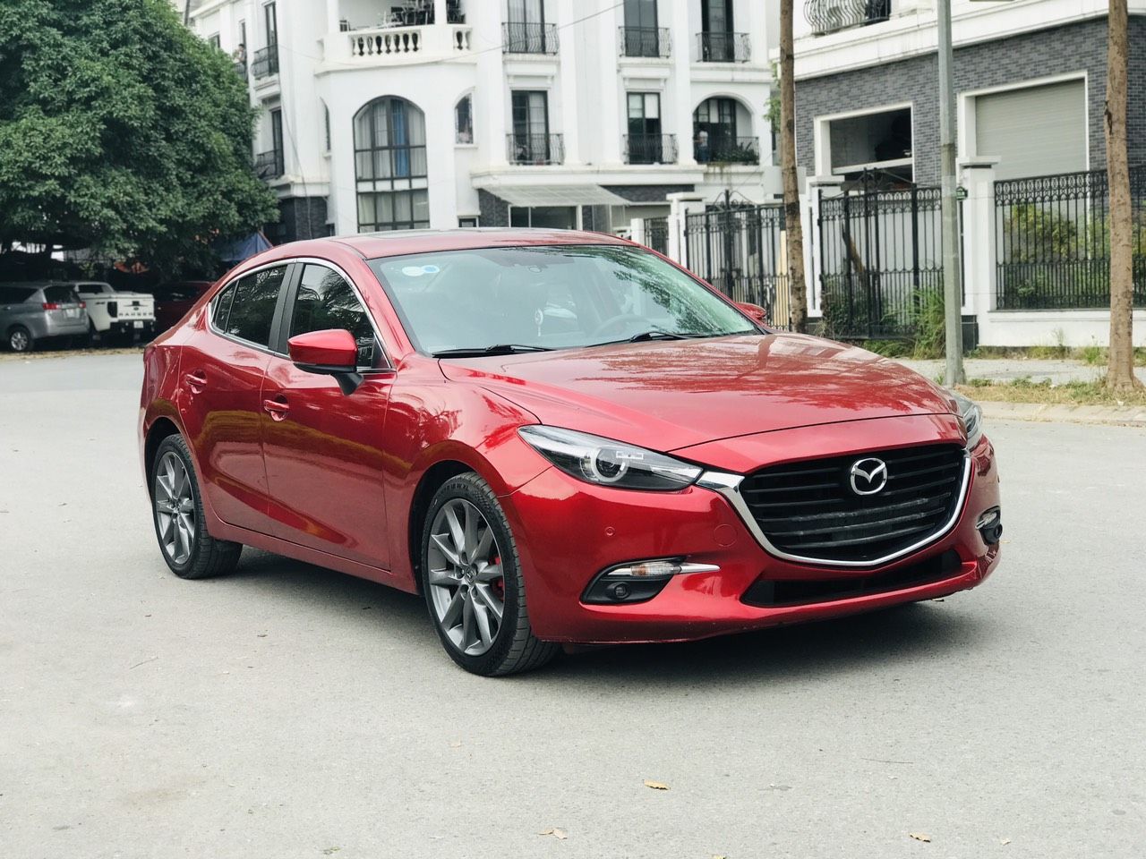 Mazda 3 2018 - Màu đỏ, giá cạnh tranh